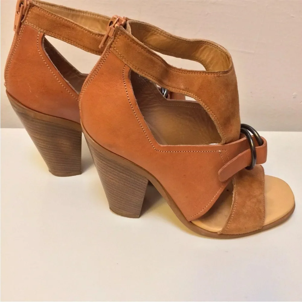 Martin Margiela leather open toe stacked heel tan size 36.5